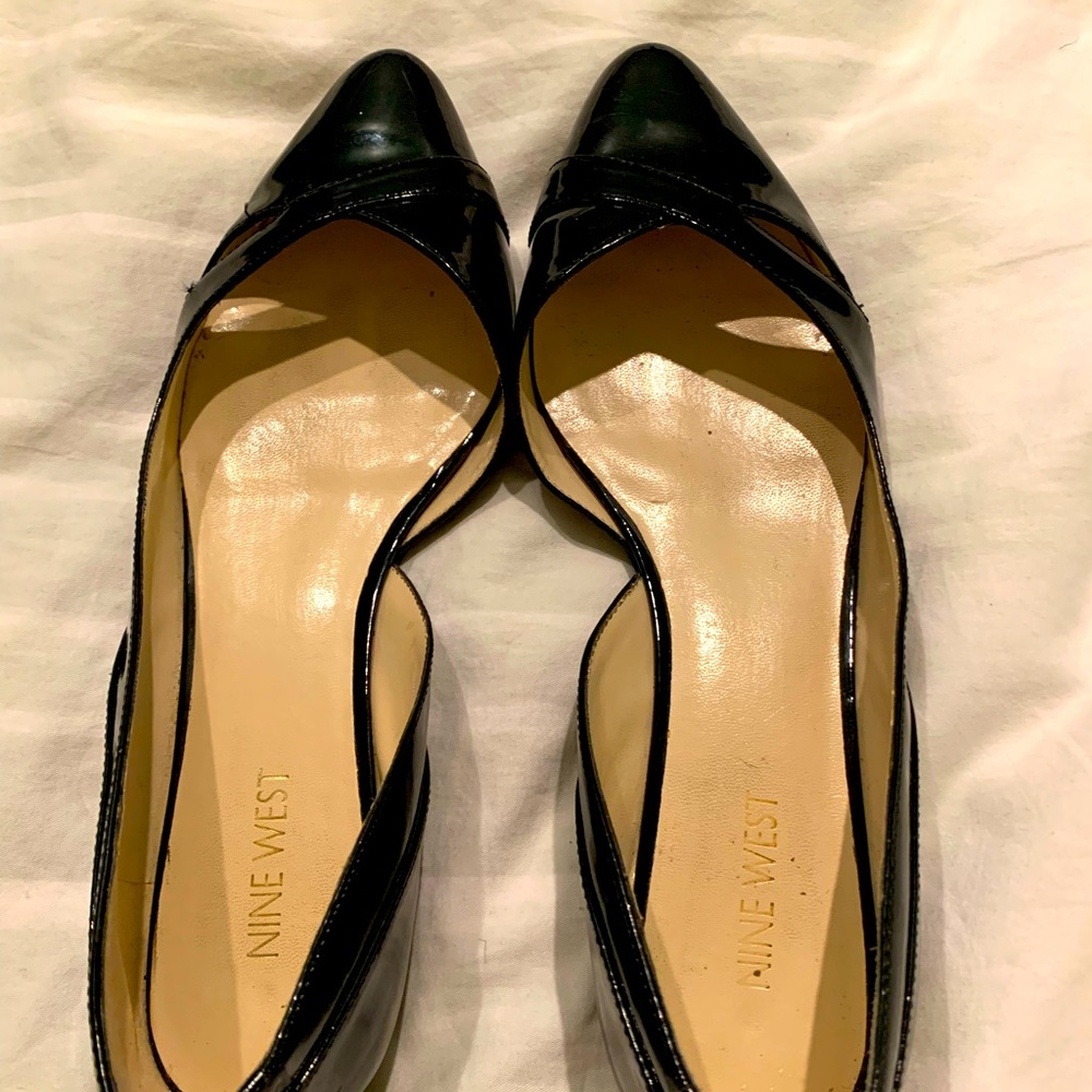 Nine West black glossy flats size 9.5